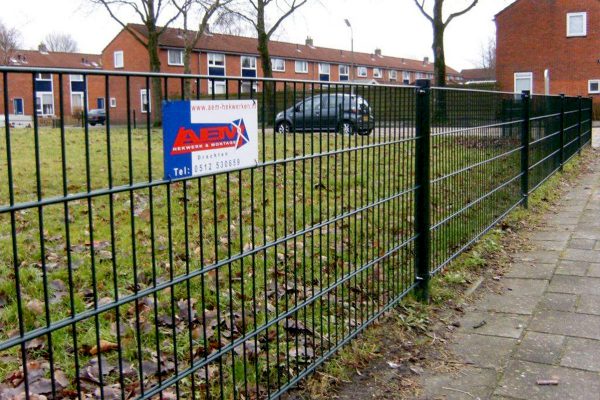 Uw Woning In Friesland Mooi Omheind Met Hekwerk - AEM Hekwerken